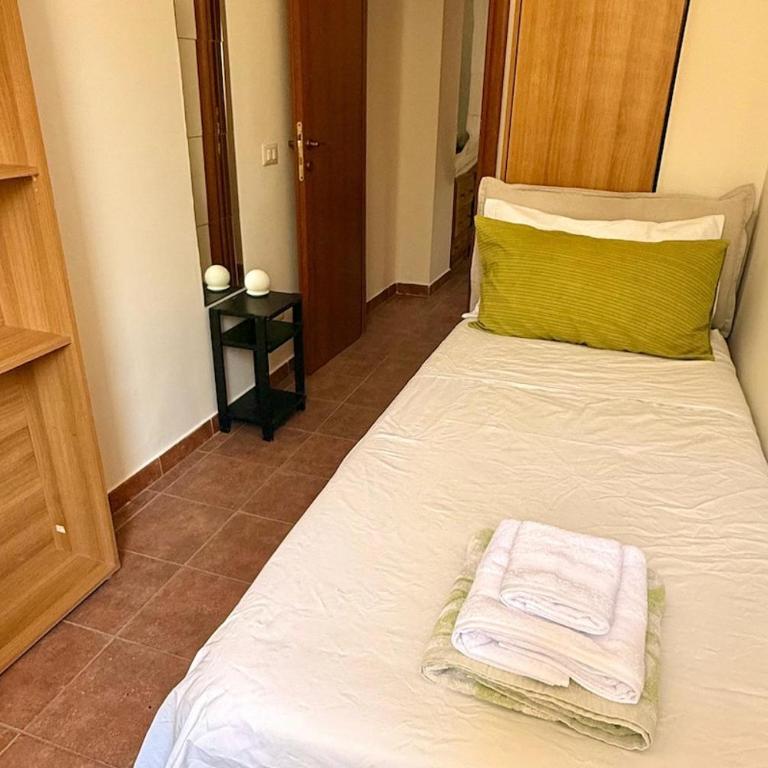 4 Rooms near MAMbo - Parking - Train Station - Appartamento - 12