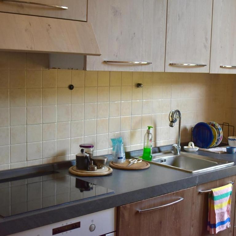4 Rooms near MAMbo - Parking - Train Station - Appartamento - 41
