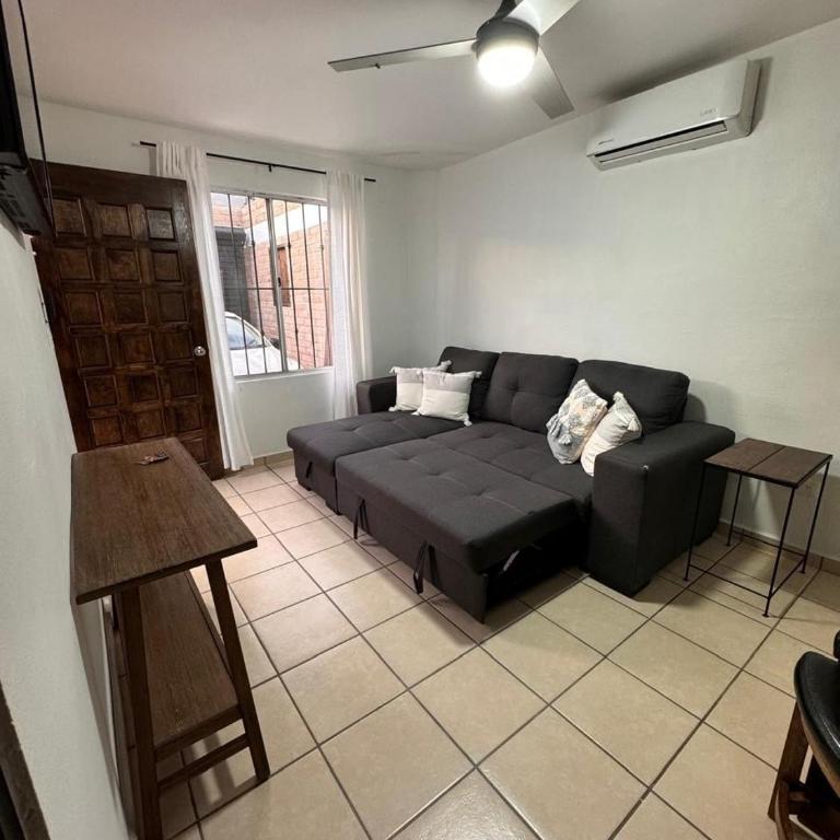 Casa Encinos Patio and Private Parking - Casa de 2 dormitorios - 13