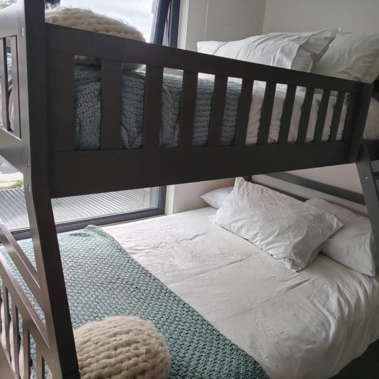 HOM 2-bed 3 min from the lake Heated pool gym - Apartment - 3