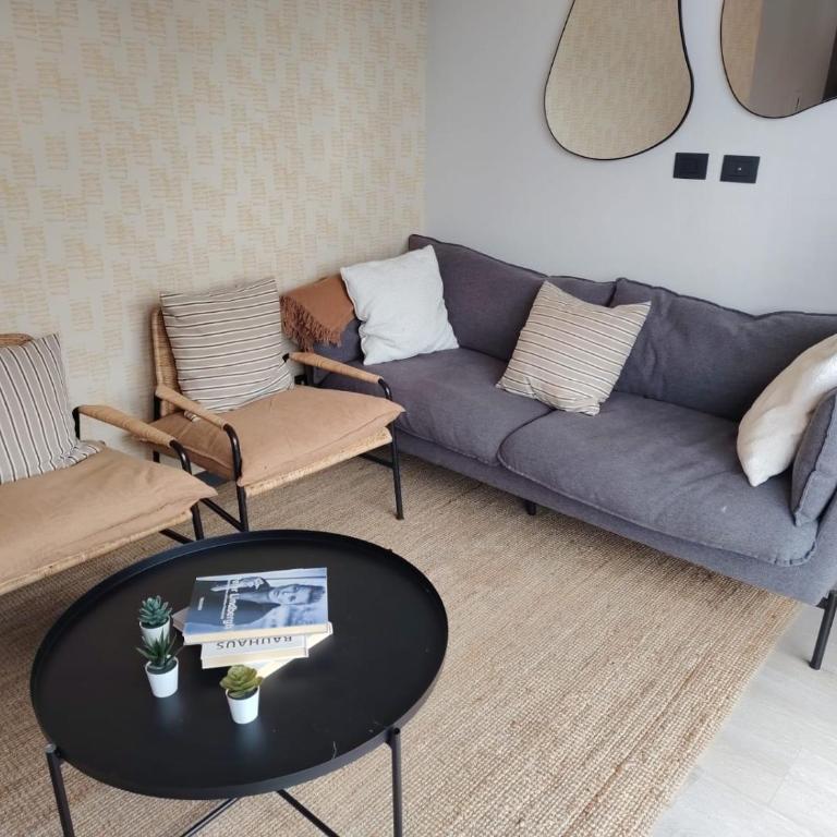 HOM 2-bed 3 min from the lake Heated pool gym - Apartment - 28