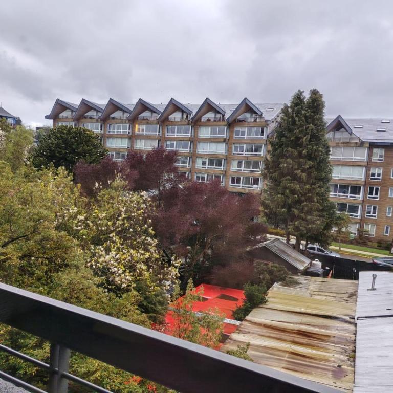 HOM 2-bed 3 min from the lake Heated pool gym - Apartment - 26