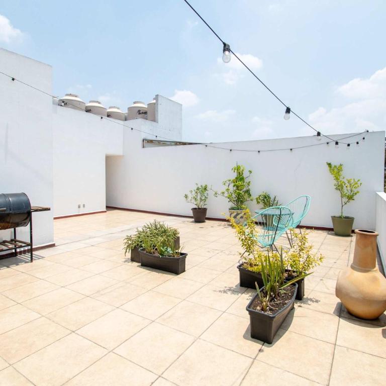 Massive rooftop terrace steps from everything - Apartment mit 2 Schlafzimmern - 59