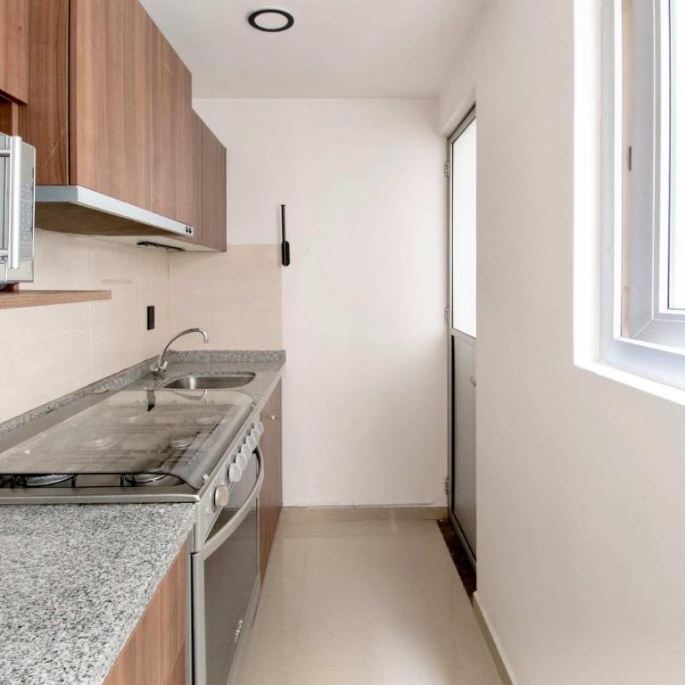 Massive rooftop terrace steps from everything - Apartment mit 2 Schlafzimmern - 68