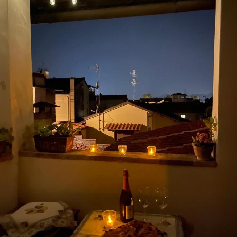 Sunset Balcony Lucca Apartment - Appartamento con 2 Camere da Letto - 23
