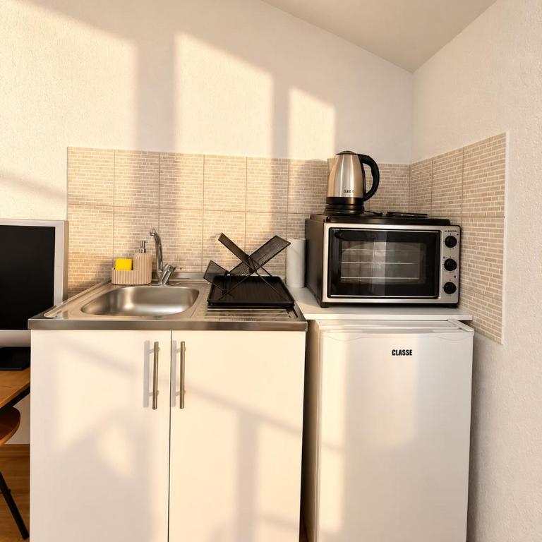 Neretva Apartments - One-Bedroom Apartment - 7