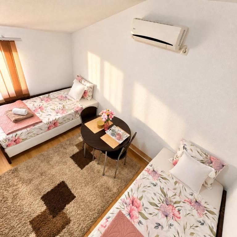 Neretva Apartments - One-Bedroom Apartment - 29
