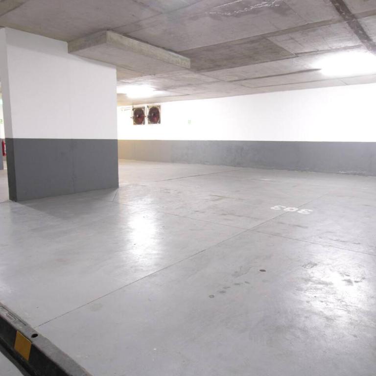 Depto. 2 Dormitorio y 2 baños, AC, parking, Ñuñoa - Apartamento - 62