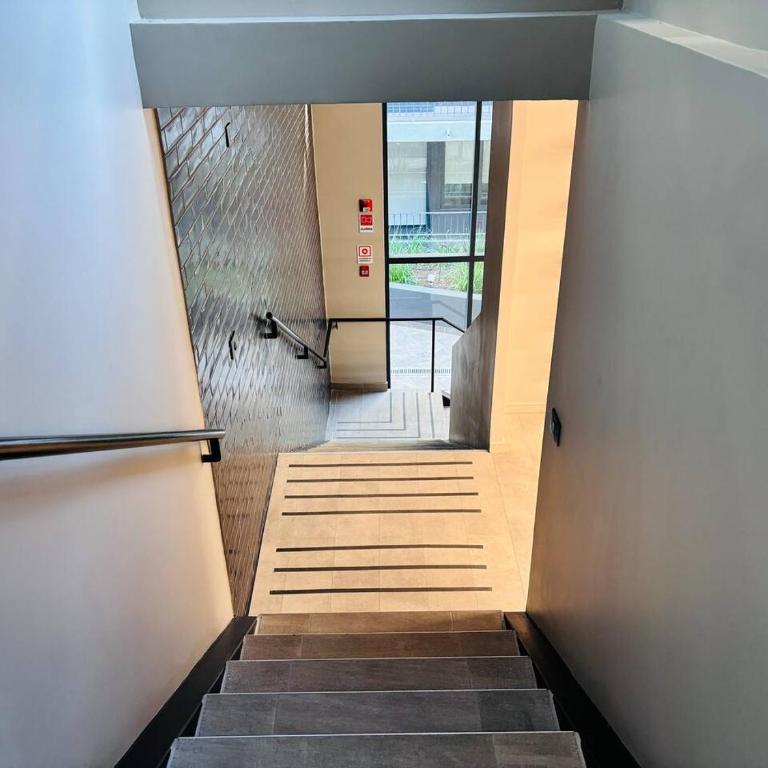 Depto. 2 Dormitorio y 2 baños, AC, parking, Ñuñoa - Apartamento - 26