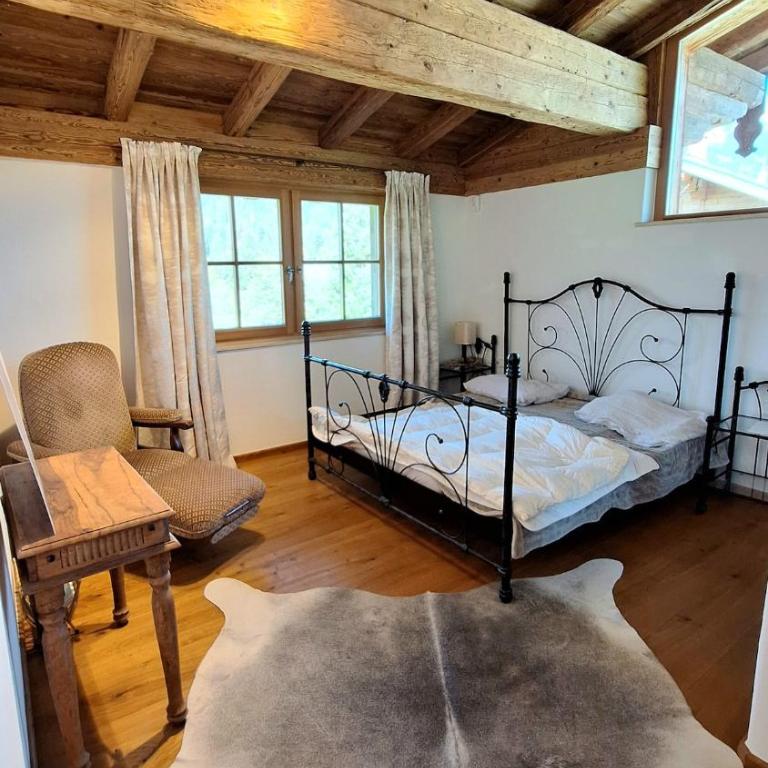 Altholz Chalet mit Garten und Fitnessraum in Söll - Two-Bedroom Chalet - 2