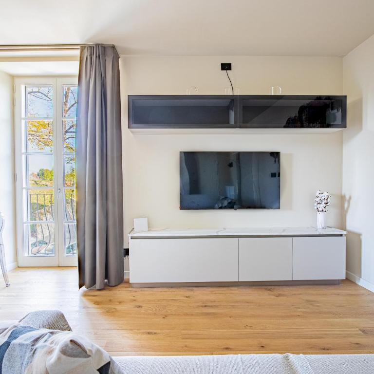 L'Essenziale Fronte Mura, Luxury stay in Lucca city center with private parking - Two-Bedroom Apartment - 29