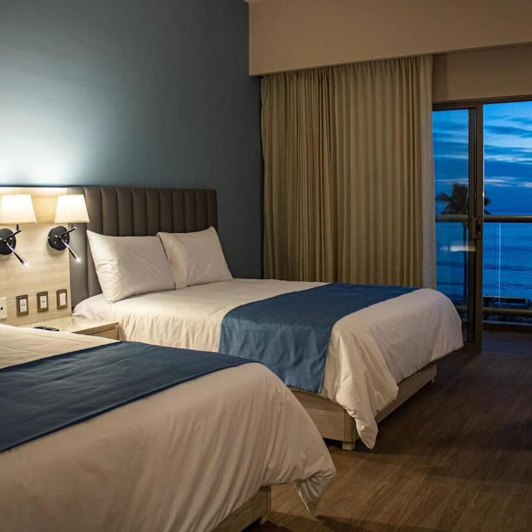 Varali Grand Hotel - Habitación Doble con vistas al mar - 5