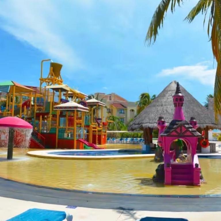 Ground Floor Apartment in Cancún with beach access & Pool - Apartamento de 2 dormitorios con vistas a la piscina - 9