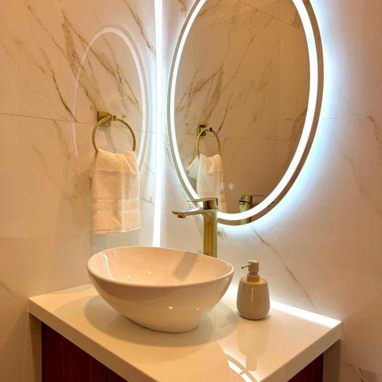 Golden Tower Equipetrol, piscina, gym, sauna y parqueo privado - One-Bedroom Apartment - 19