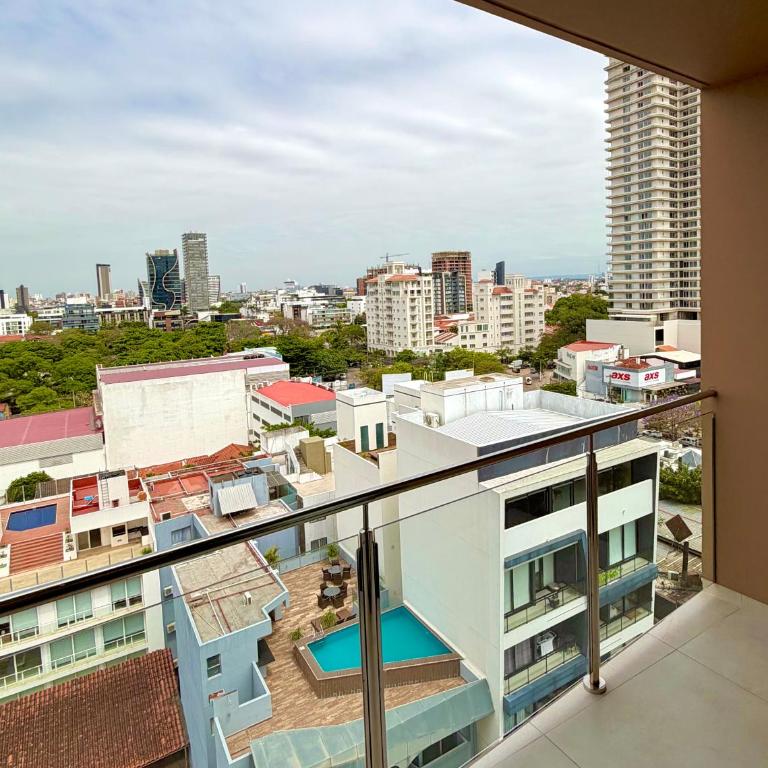 Golden Tower Equipetrol, piscina, gym, sauna y parqueo privado - One-Bedroom Apartment - 16