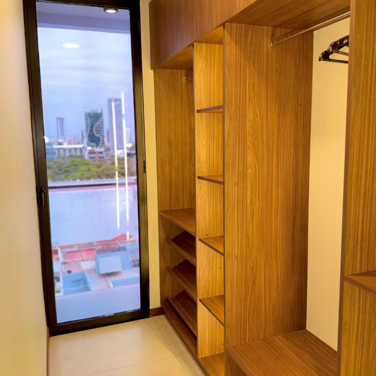 Golden Tower Equipetrol, piscina, gym, sauna y parqueo privado - One-Bedroom Apartment - 12