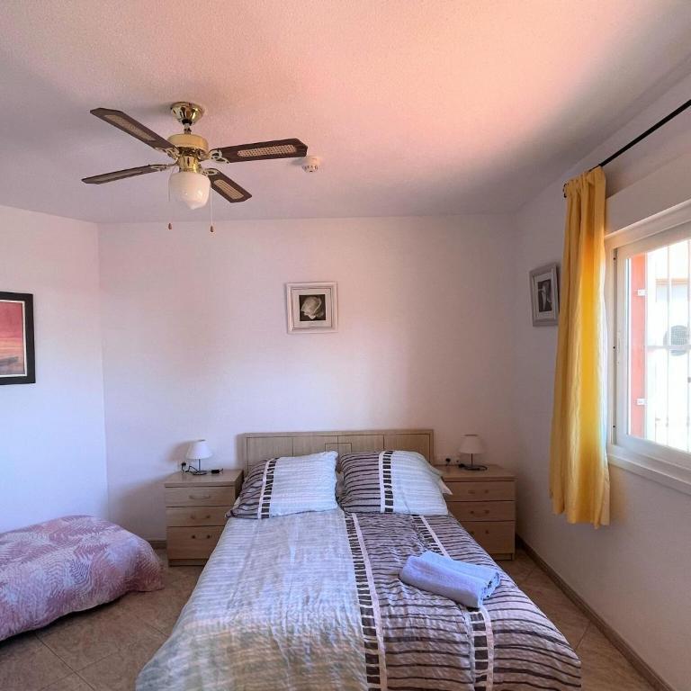 Coastal Family Apartment in Roquetas de Mar - One-Bedroom Apartment - 5