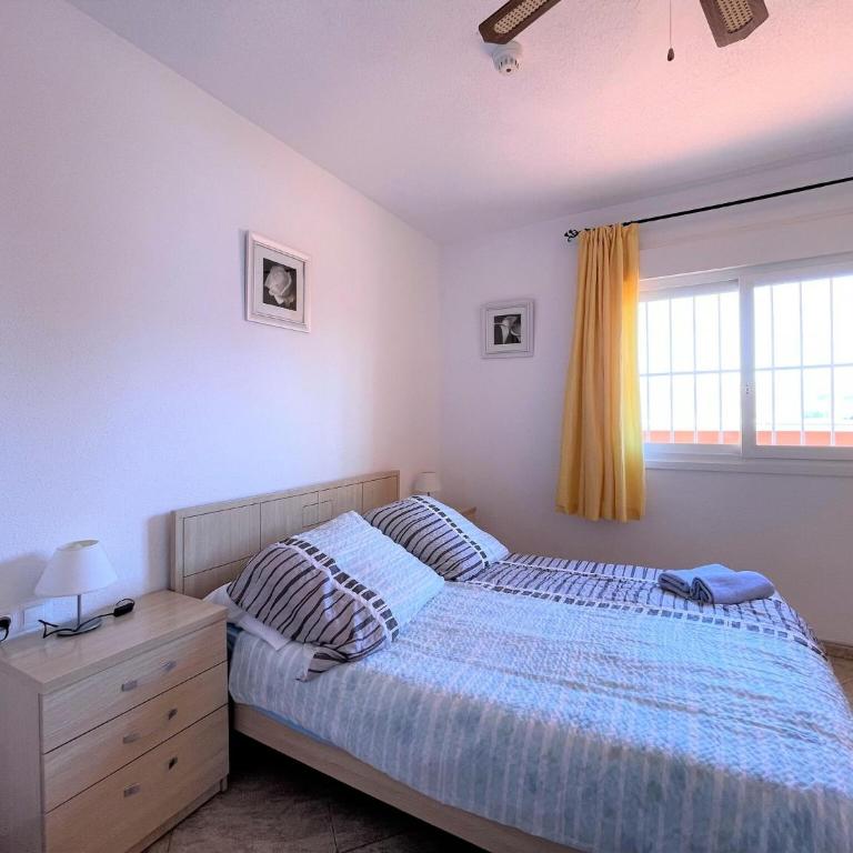 Coastal Family Apartment in Roquetas de Mar - One-Bedroom Apartment - 16