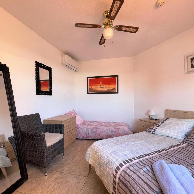 Coastal Family Apartment in Roquetas de Mar - One-Bedroom Apartment - 17