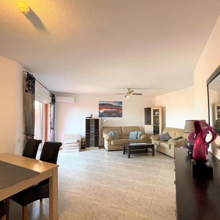 Coastal Family Apartment in Roquetas de Mar - One-Bedroom Apartment - 12
