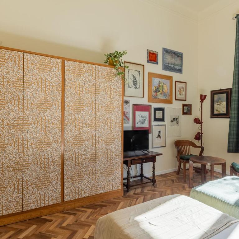 Italy Prestigious Guest House - Camera Matrimoniale/Doppia con Letti Singoli con Bagno Privato Esterno - 5