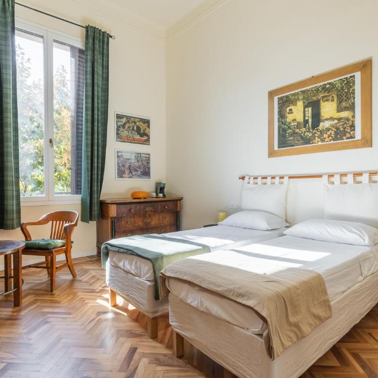 Italy Prestigious Guest House - Camera Matrimoniale/Doppia con Letti Singoli con Bagno Privato Esterno - 6