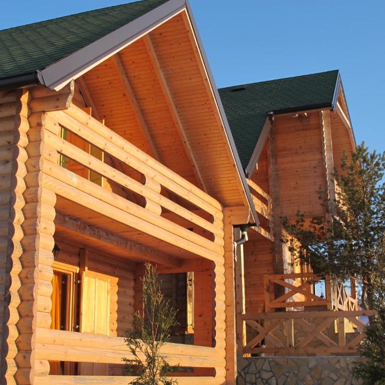 Villa Natural Wood - Koliba sa 3 Spavaće Sobe i Terasom - 2