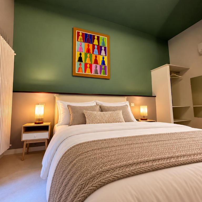 Bed & Breakfast SpaccaNapoli 56 - Large Double Room - 9