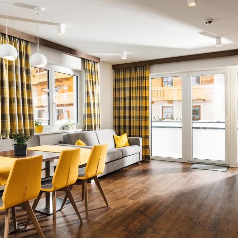 Lux Appartements - Apartment auf 2 Ebenen mit Balkon - 1