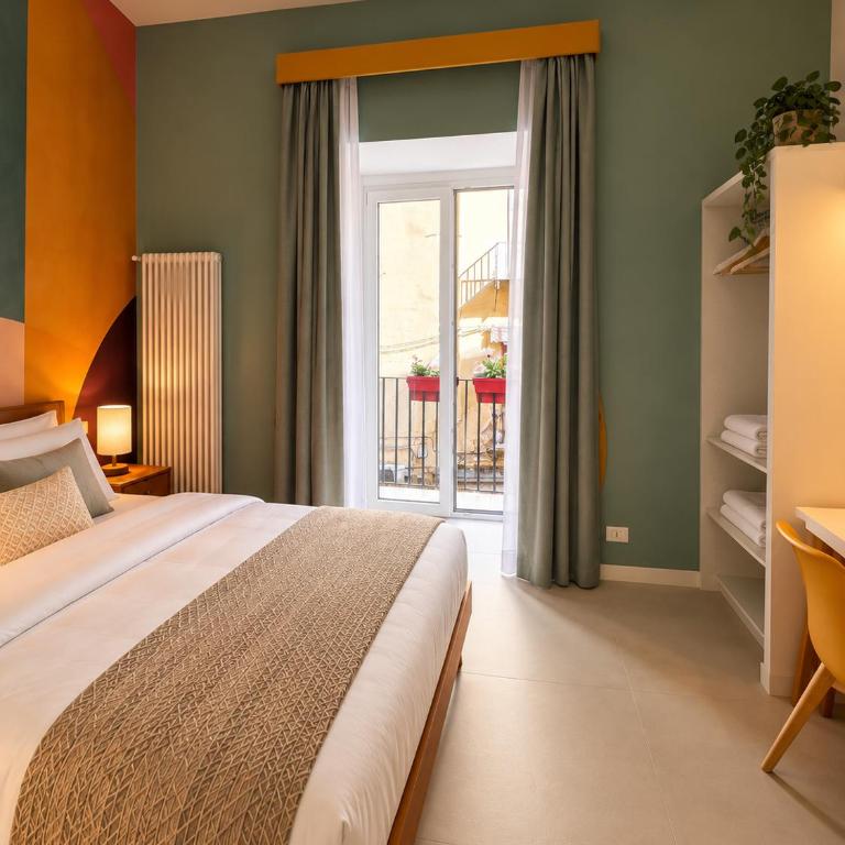 Bed & Breakfast SpaccaNapoli 56 - Double Room with Balcony - 9