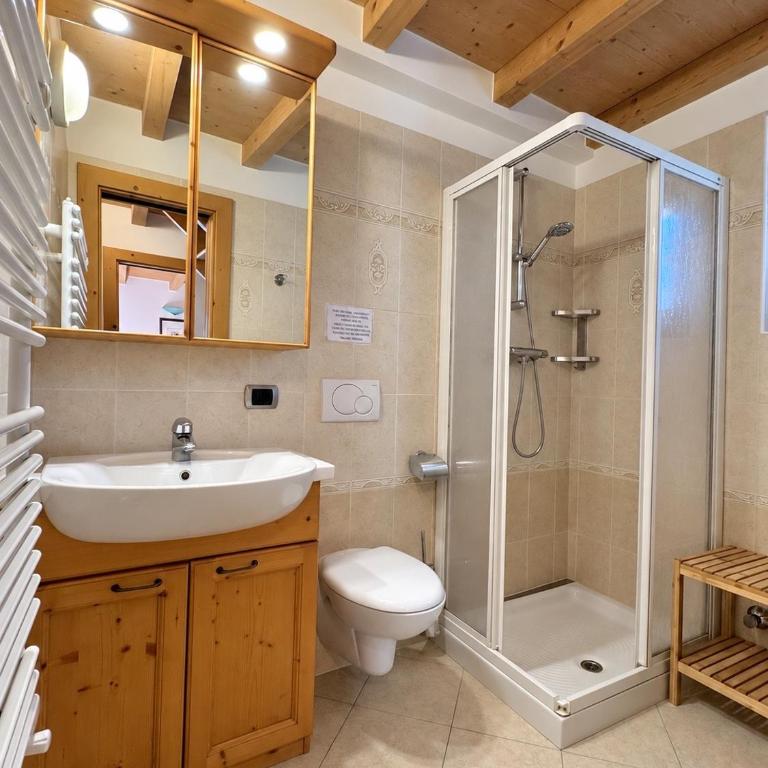 Chalet Casa Luigion - Apartamento de 3 dormitorios con balcón - 2