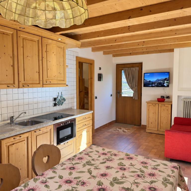 Chalet Casa Luigion - Apartamento de 3 dormitorios con balcón - 6