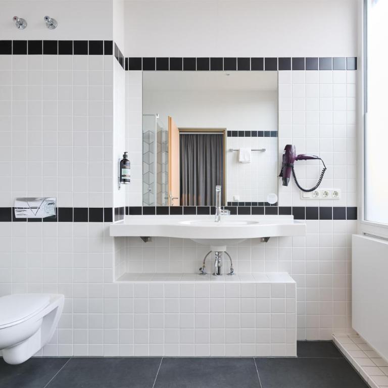 Premier Inn München City Ost - Premier Plus Room - 5
