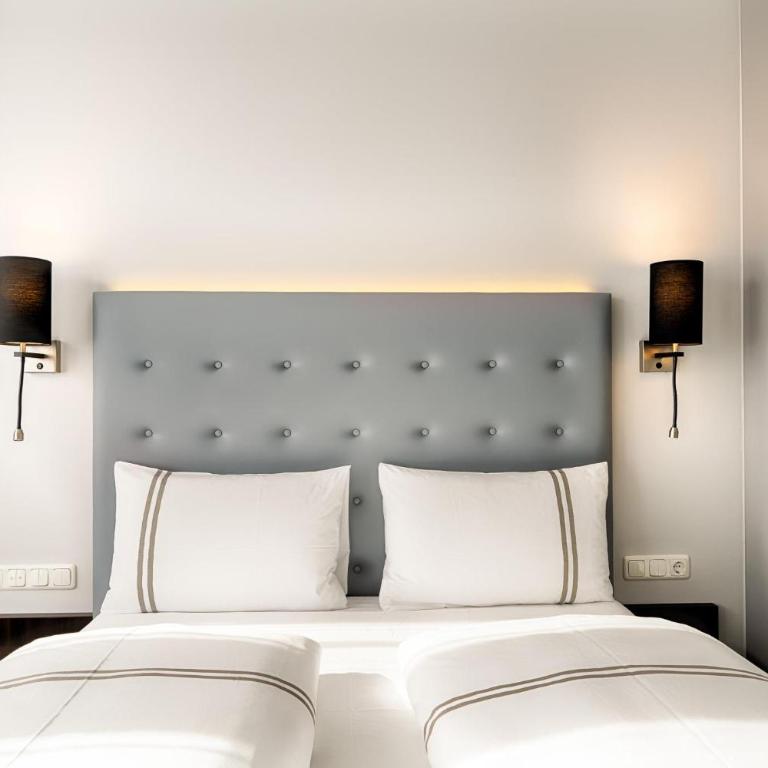 Premier Inn München City Ost - Double Room - 8
