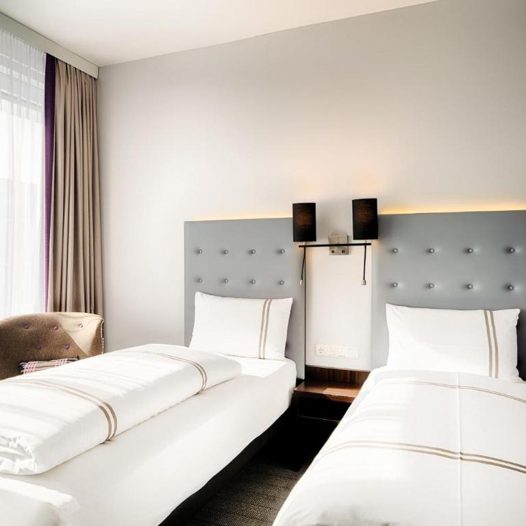 Premier Inn München City Ost - Twin Room - 9