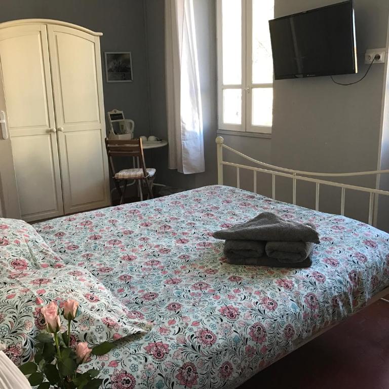 Maison d'Hôtes La Bastide Bleue - Chambre Double - Vue sur Jardin - 12