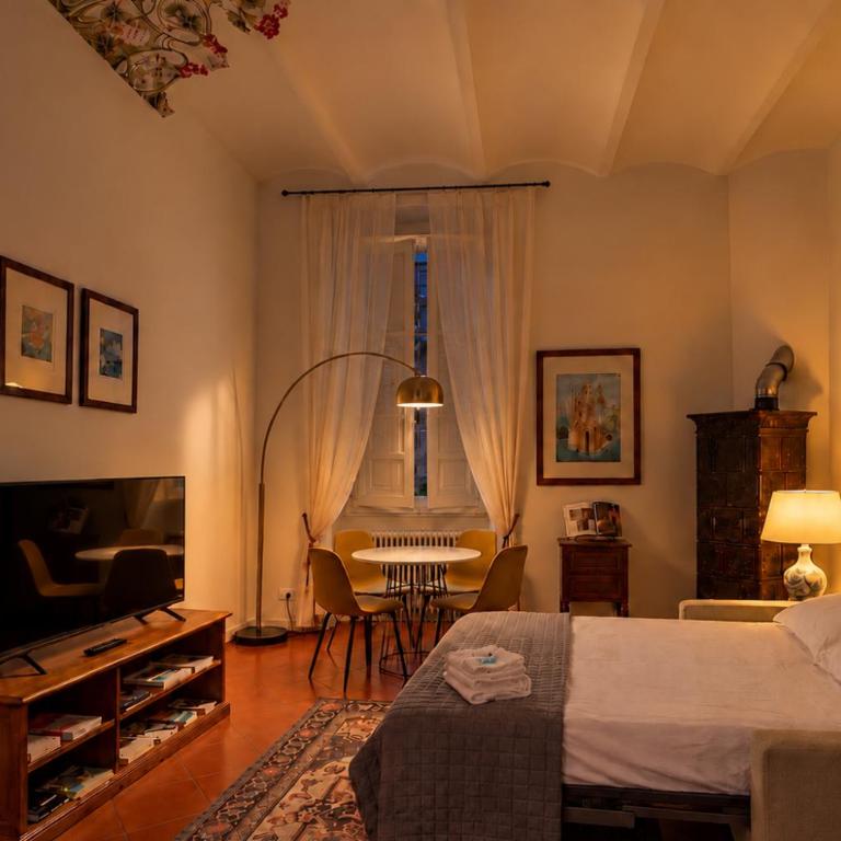 LA LOGGIA DI PORTICA Residenza Storica Assisi Centro - Two-Bedroom Deluxe Apartment with Balcony - 23