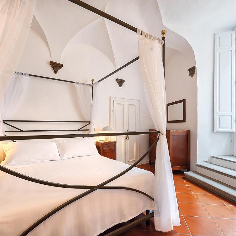 LA LOGGIA DI PORTICA Residenza Storica Assisi Centro - Two-Bedroom Deluxe Apartment with Balcony - 9