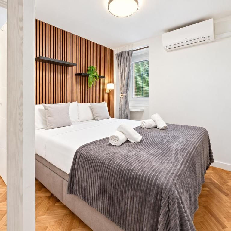 Lujo en Madrid Centro Plaza Mayor Wifi AC Exterior 4pax calle Almendro - Apartamento de 1 dormitorio - 6