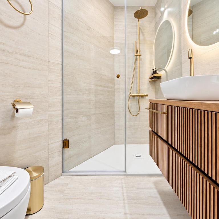 Lujo en Madrid Centro Plaza Mayor Wifi AC Exterior 4pax calle Almendro - Apartamento de 1 dormitorio - 8