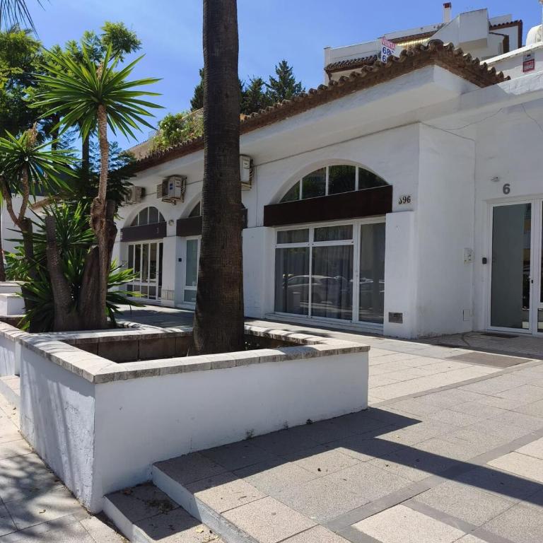 Duplex Carlota- 3-Bedroom Duplex for 6 with 3 Bathrooms and AC - Apartment - 1