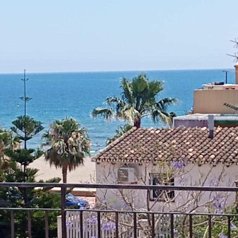 Atico en la playa con parking privado by Sunny Residences - Apartamento - 2