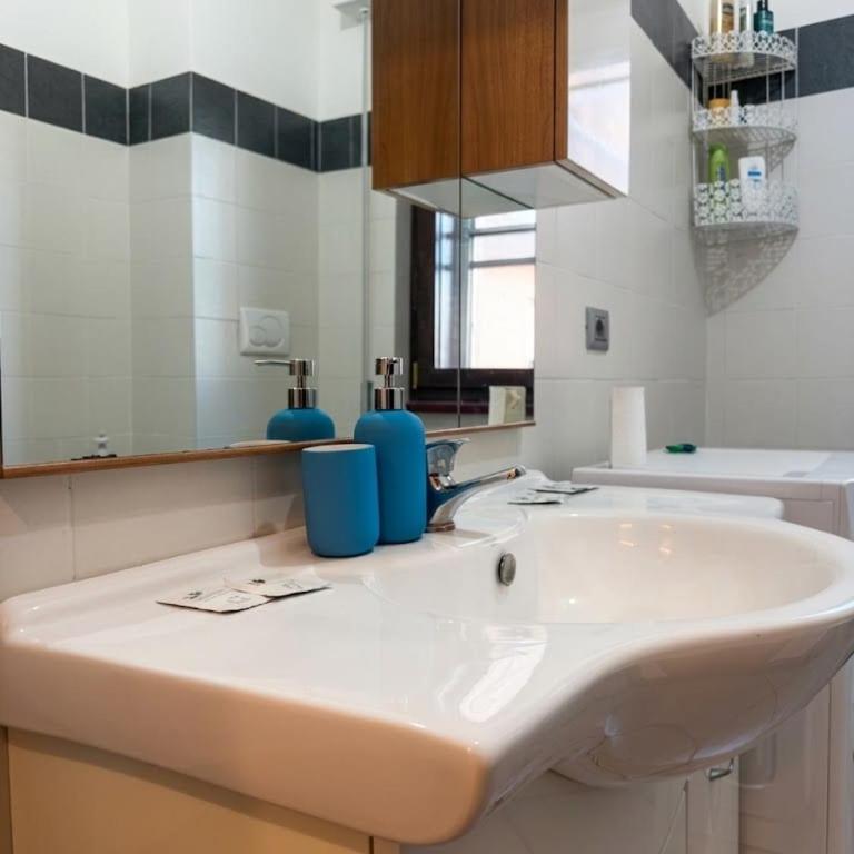Castel House - 3 Bedrooms e 2 Bathrooms - AC, sleeps up to 6 - Appartamento con 3 Camere da Letto - 22