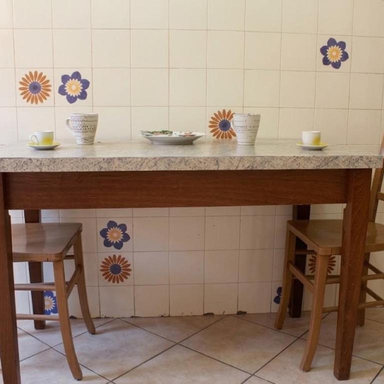 Castel House - 3 Bedrooms e 2 Bathrooms - AC, sleeps up to 6 - Appartamento con 3 Camere da Letto - 37