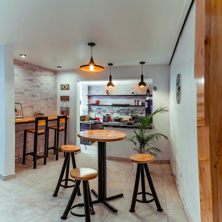 Cozy home in Cuzco - Four-Bedroom House - 10