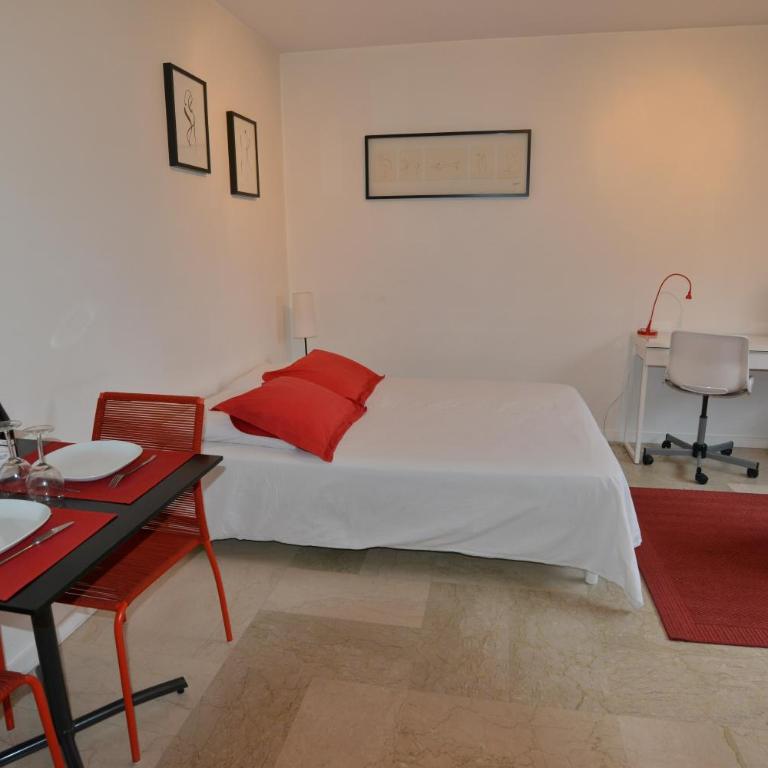 Studio Part Dieu Bellecombe - Studio avec Vue sur Jardin - 4