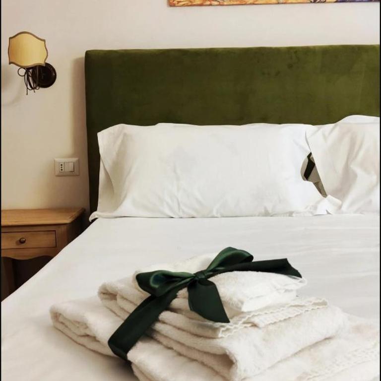 B&B Romeo Luxury Rooms - Double or Twin Room with Private Bathroom - 6