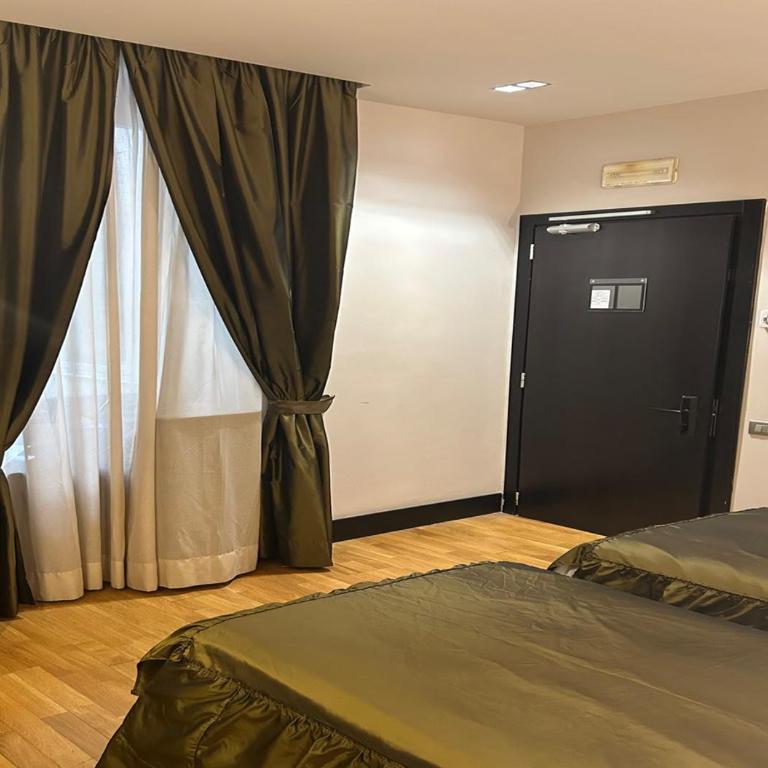 Manetti Rooms - Camera Matrimoniale/Doppia con Letti Singoli con Vista Città - 2