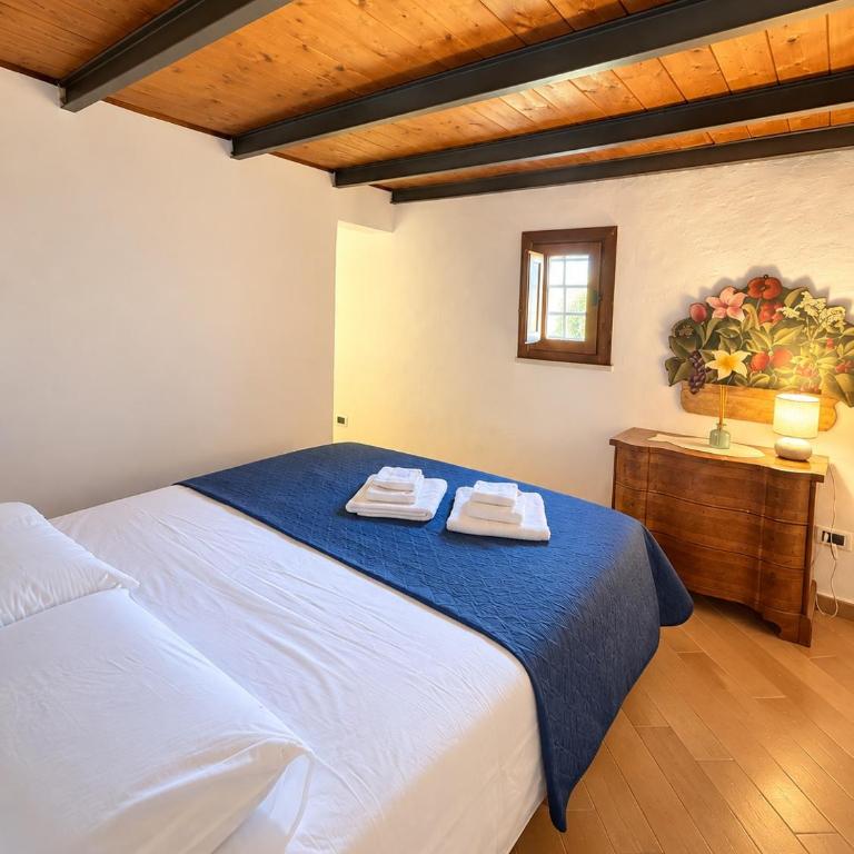 Porta Di Mare House - Two-Bedroom House - 14