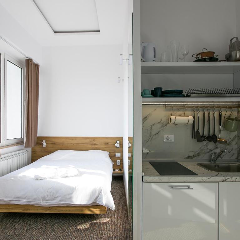East & West Apartments - Suite Junior avec Terrasse - 10